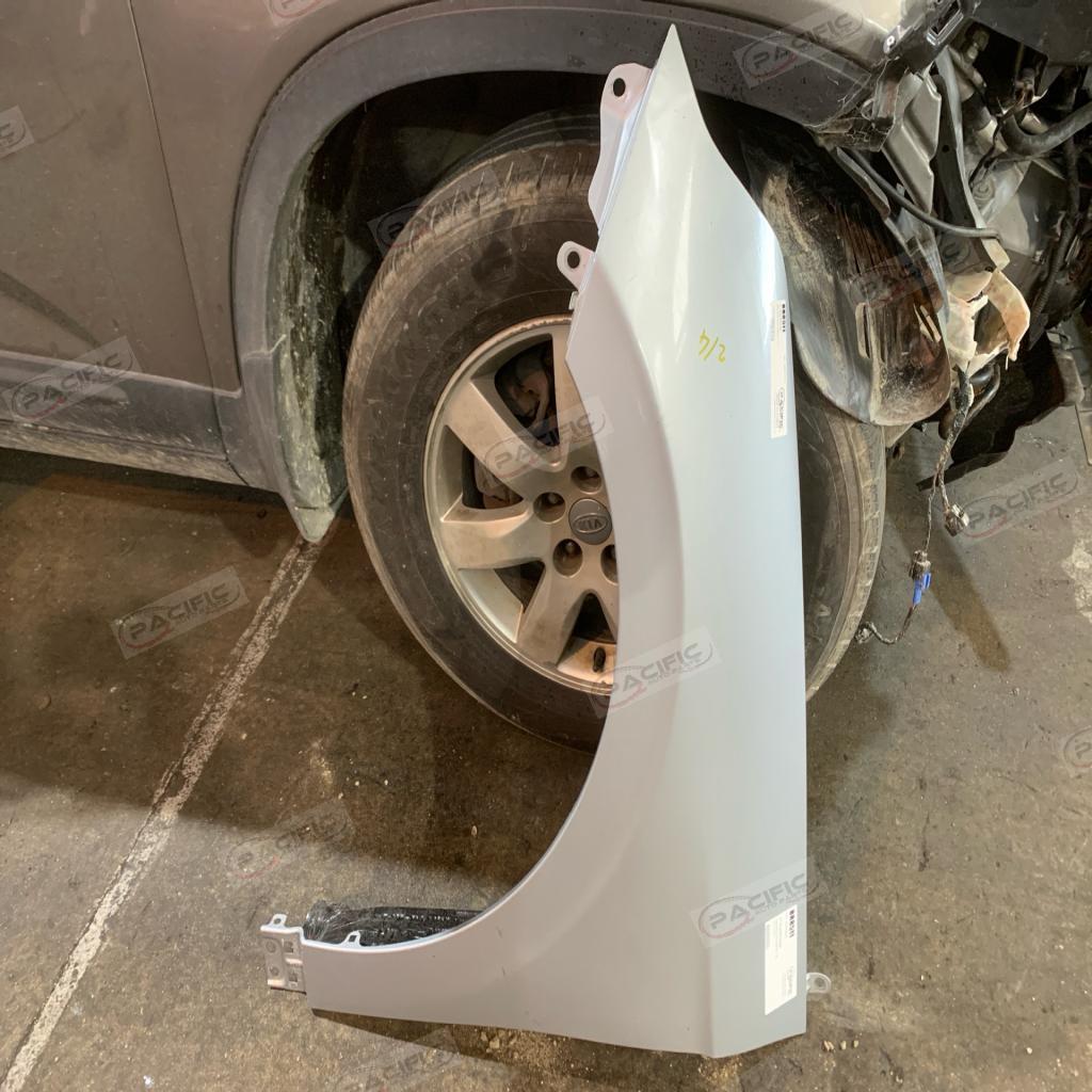 Ioniq · Hybrid