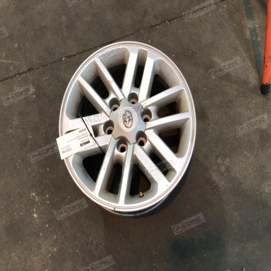 Hilux · KUN26 11/2013-03/2015