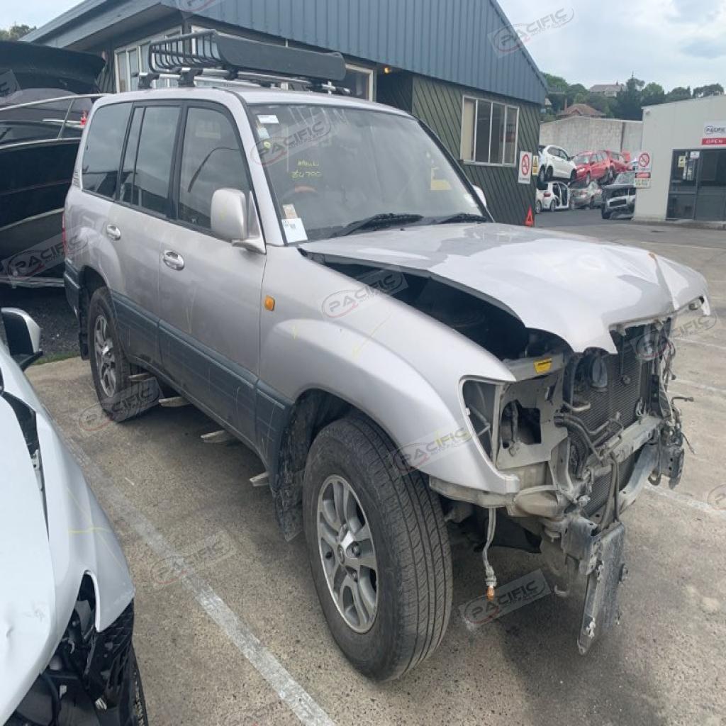 2002 Lexus LX470