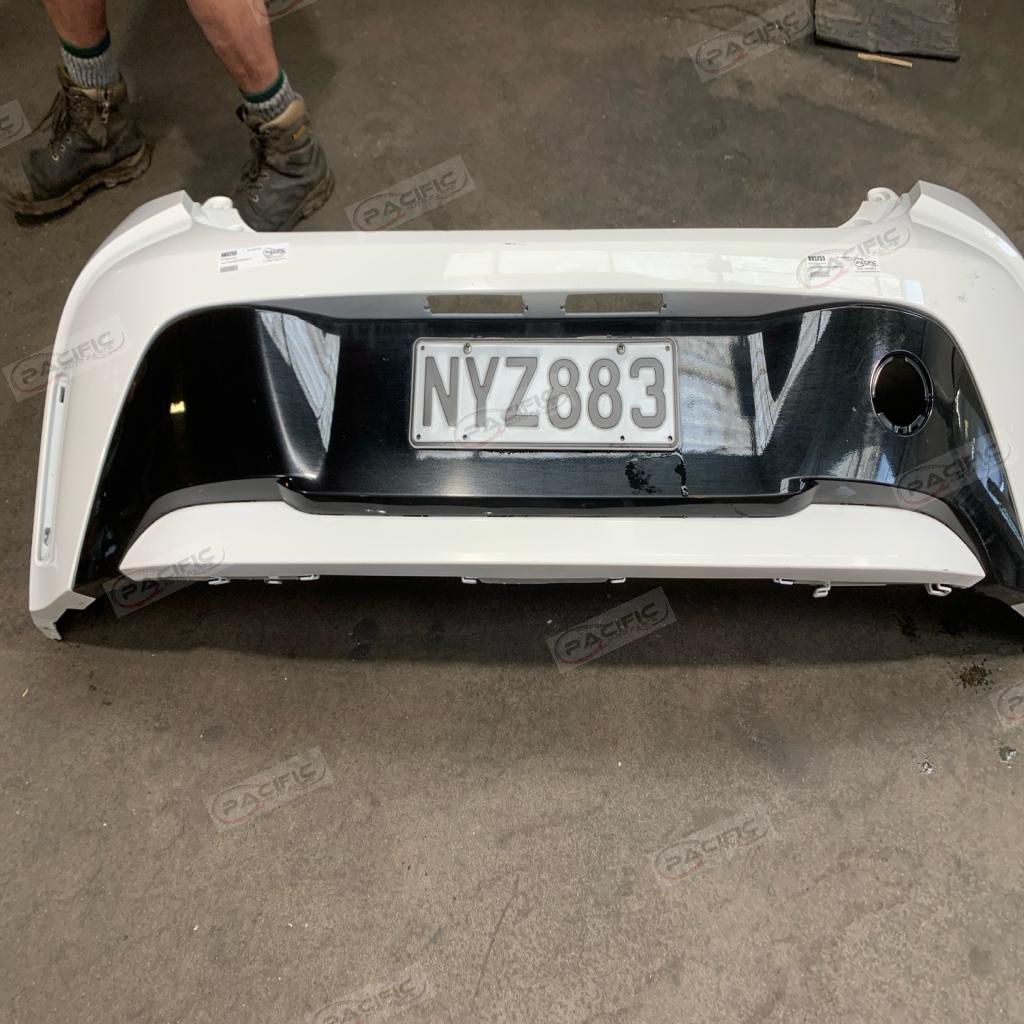 Corolla · NRE210 2018-2019