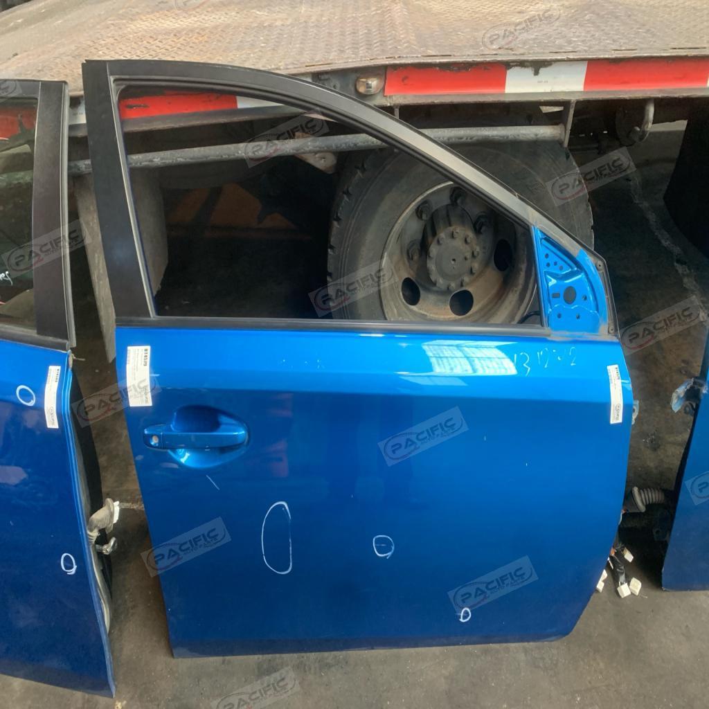 Corolla · ZR182