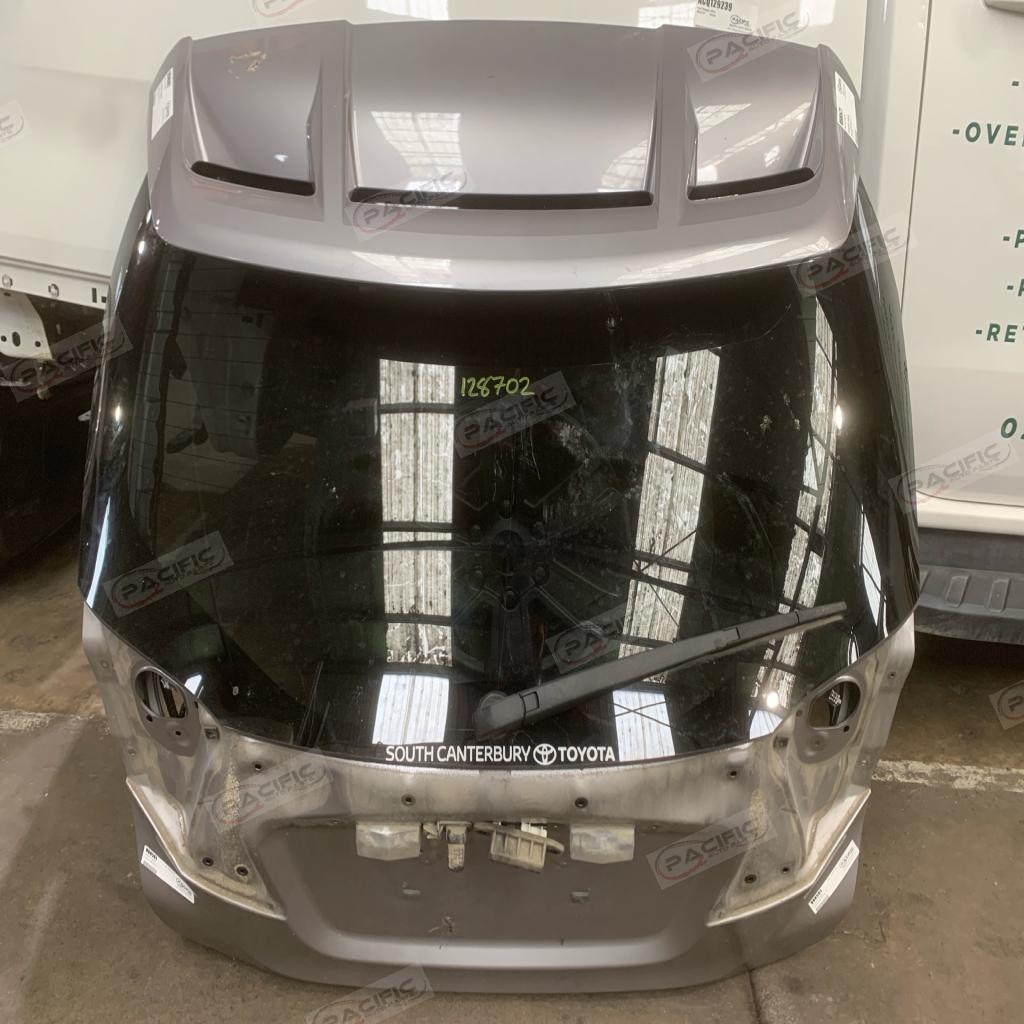 C-HR · NGX10