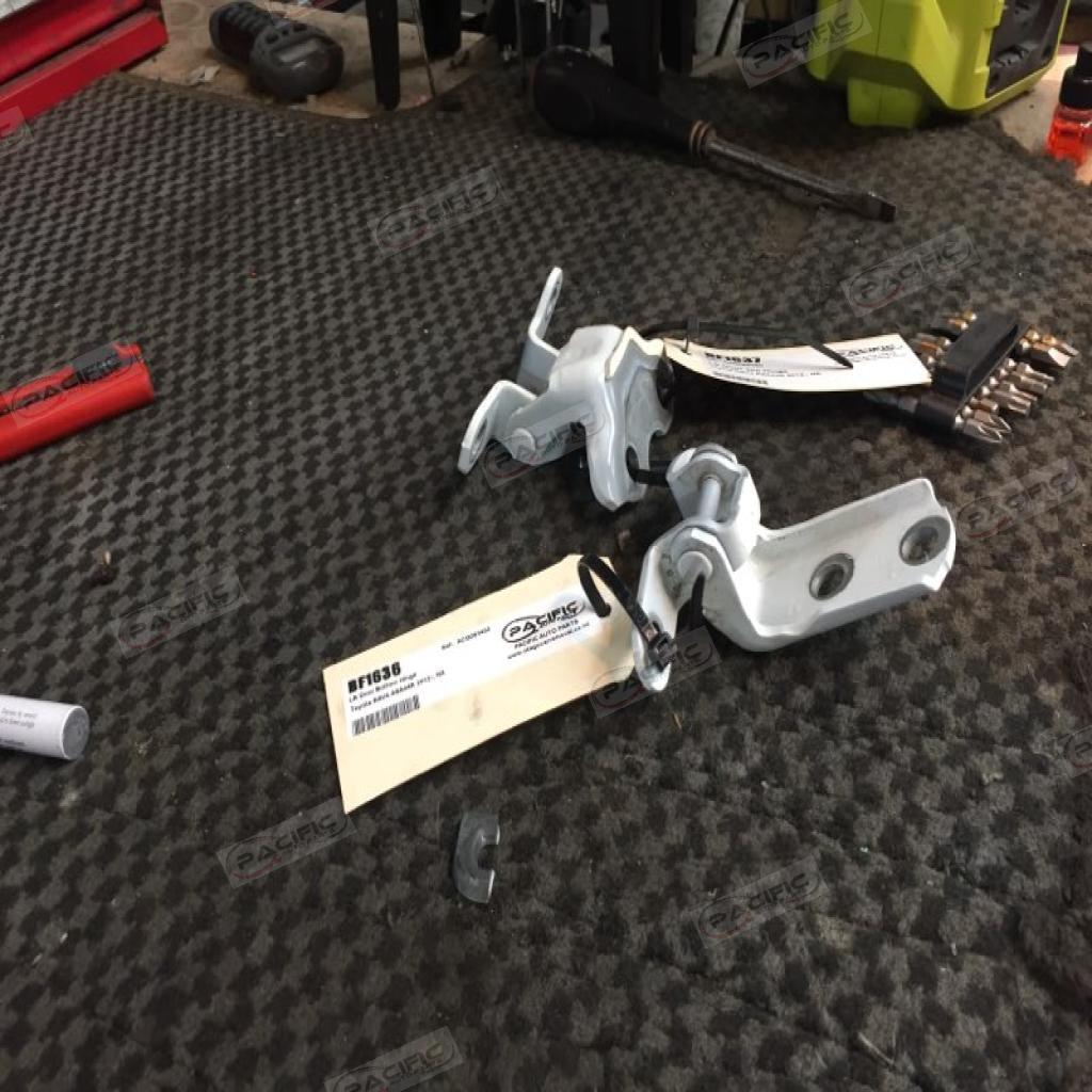 RAV4 · ASA44R 2012-2018