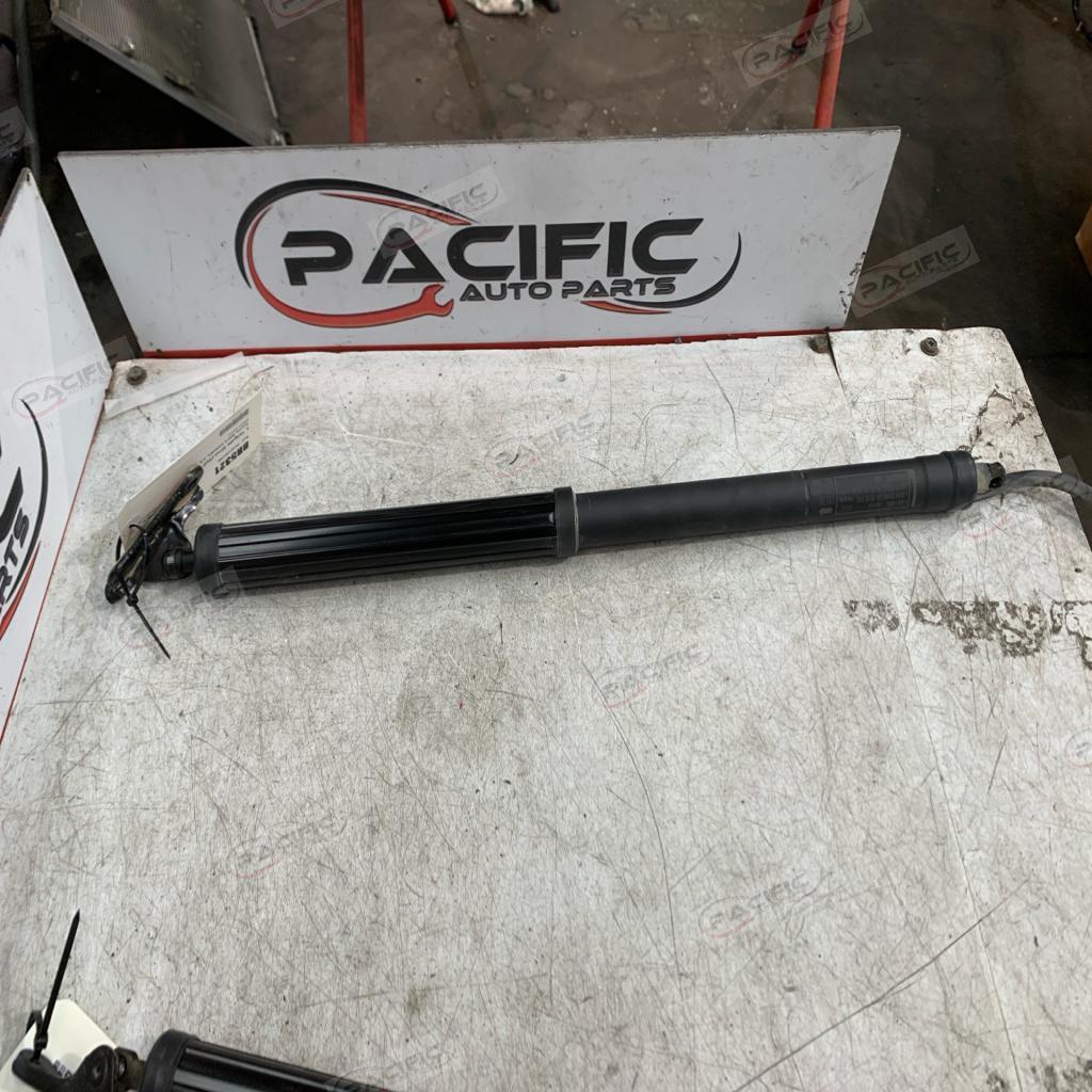 RAV4 · AXAH54