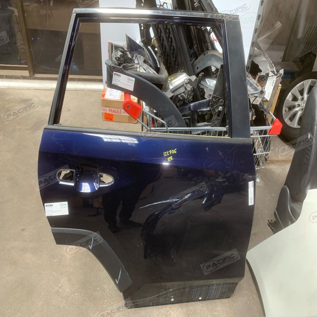 RAV4 · AXAH54