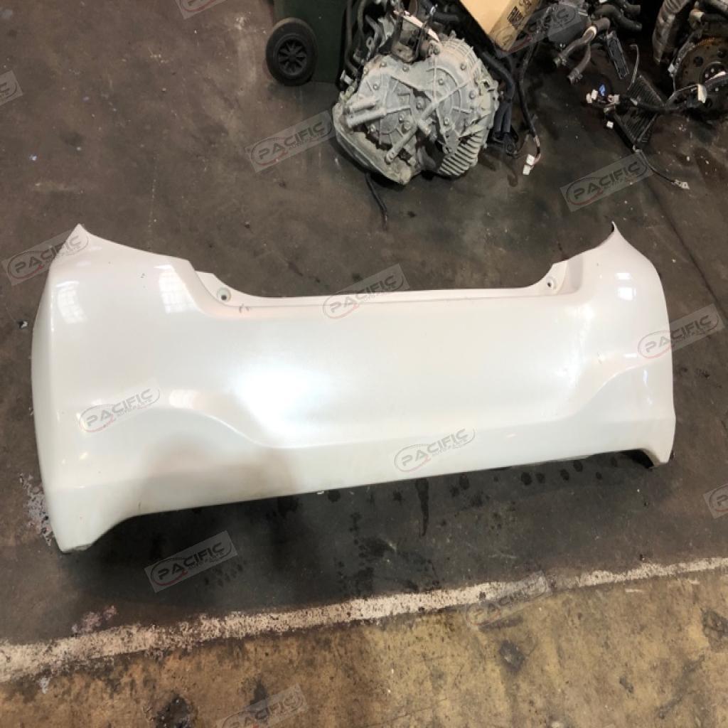 Vitz · NSP130