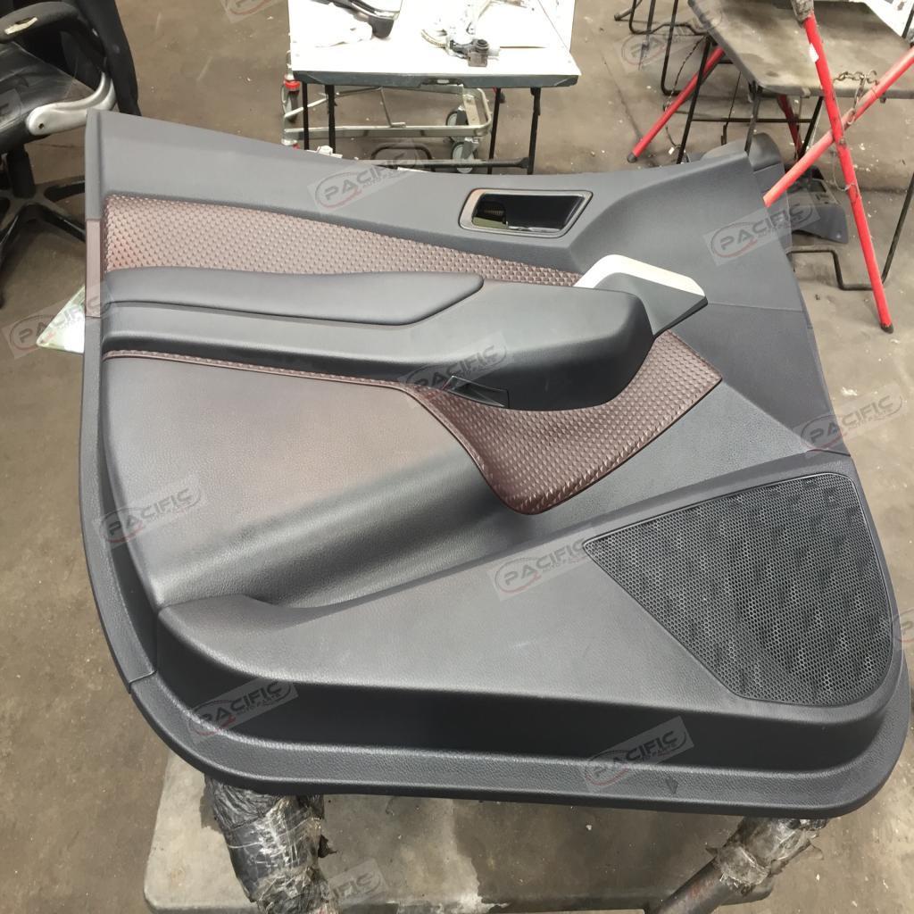 C-HR · ZYX10