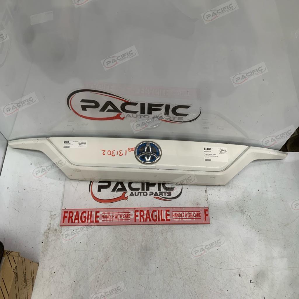 RAV4 · AXA50 2017-on