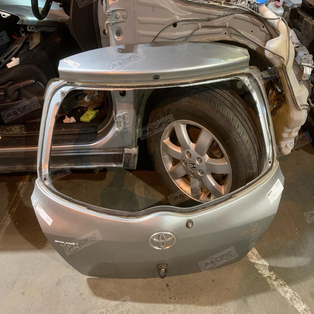 Yaris · NCP90 10/05-on